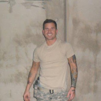 Michael Thacker Photo 39