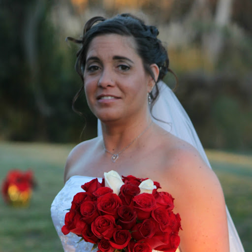 Heather Elkins Photo 34