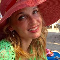 Claudia Duarte Photo 26