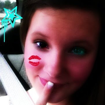 Katelyn Scott Photo 34