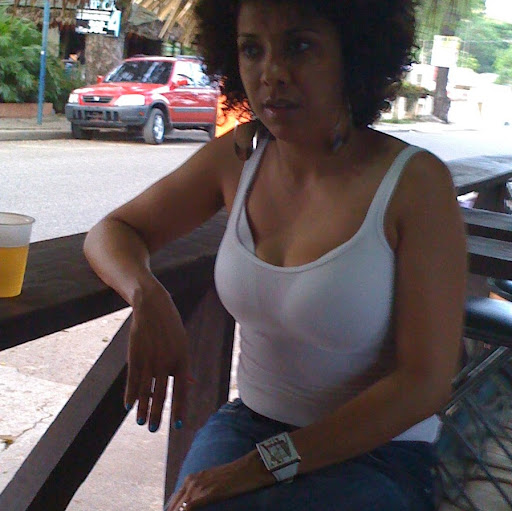 Angela Colon Photo 43