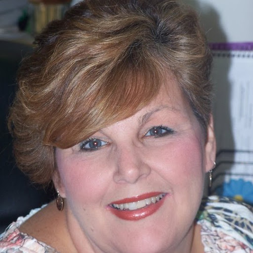Nancy Spencer Photo 35