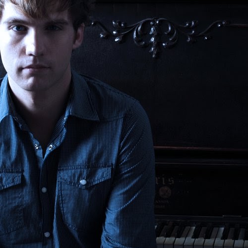 Mitchell Hunter Photo 36