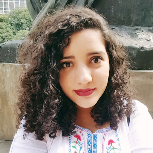Melissa Azevedo Photo 21