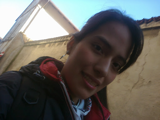 Veronica Alvarado Photo 28