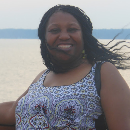 Veronica Harris Photo 37