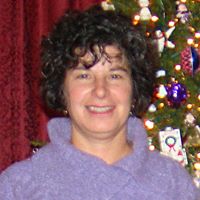 Michelle Perry Photo 32