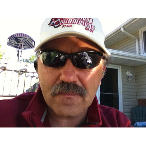 Richard Dowell Photo 14