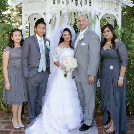 Johnny Rodriguez Photo 22