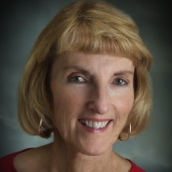 Jane Anderson Photo 41