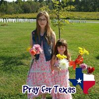 Lora Thompson Photo 32