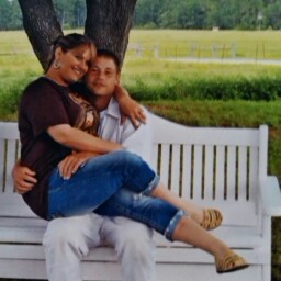 Heather Yarbrough Photo 14