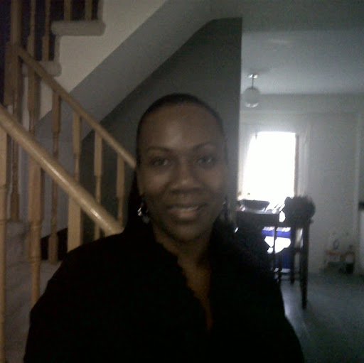 Marie Francis Photo 29