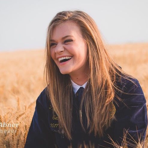 Kristina Powell Photo 21