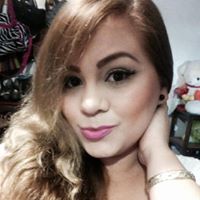 Laura Padilla Photo 25