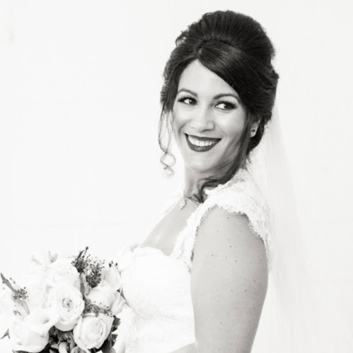 Michelle Lopez Photo 36