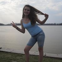 Meredith Hodges Photo 16