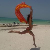 Ana Corona Photo 31