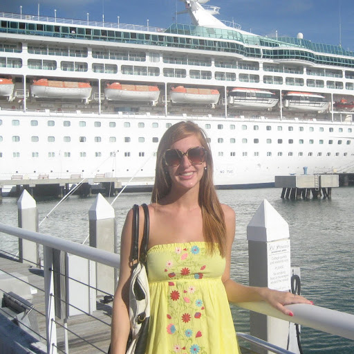Allison Metcalfe Photo 13