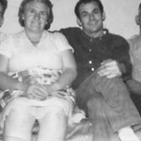 Linda Hurt Photo 28