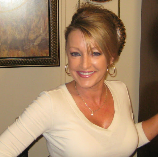 Angela Mcmillan Photo 11