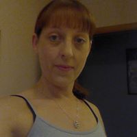 Tracey Hughes Photo 41