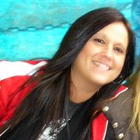 Renee Peterson Photo 32