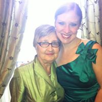 Rebekah Gray Photo 18