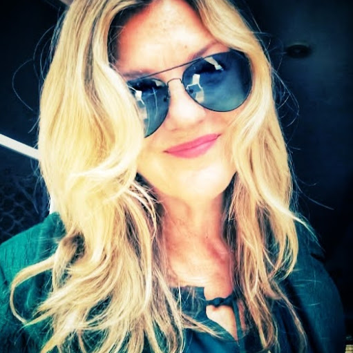 Allyson Morris Photo 23