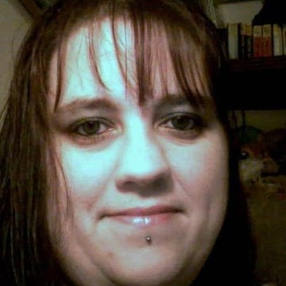 Robyn Torres Photo 26