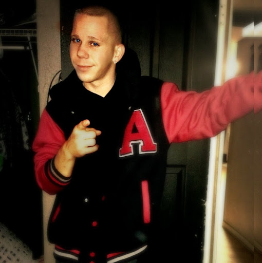 Tyler Garrett Photo 11