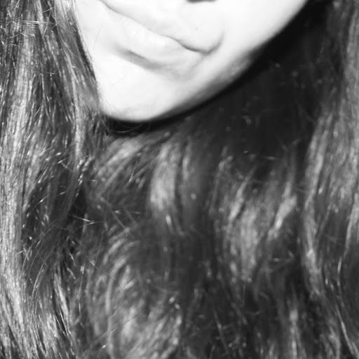 Lydia Alvarez Photo 22