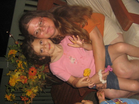 Mary Morales Photo 3