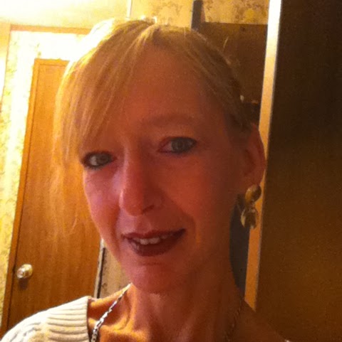Linda Pickard Photo 26