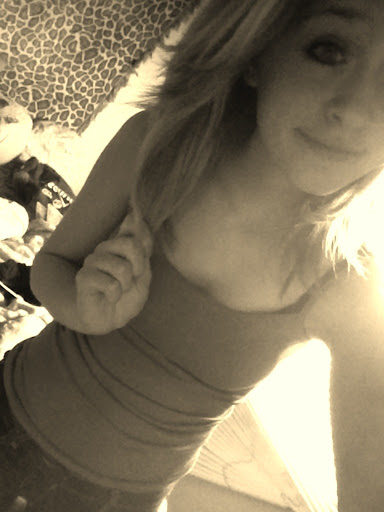Alyssa Conley Photo 22