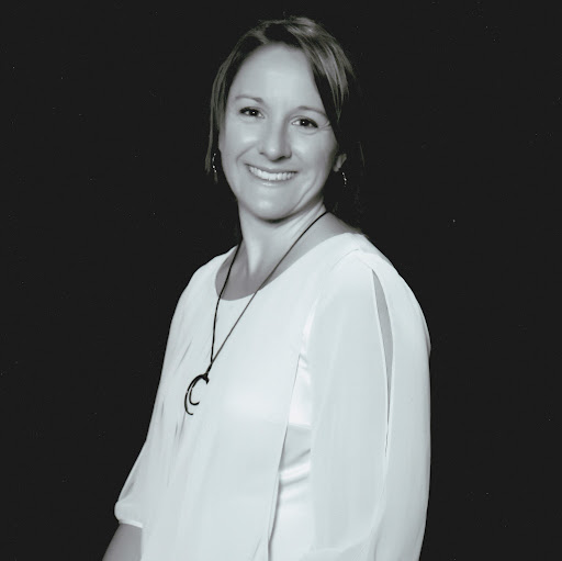 Suzanne Willson Photo 14