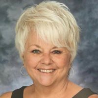 Darlene Thomas Photo 32