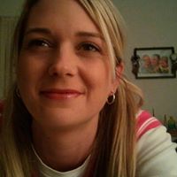 Julie Locke Photo 36