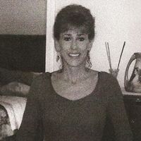 Susan Spring Photo 30