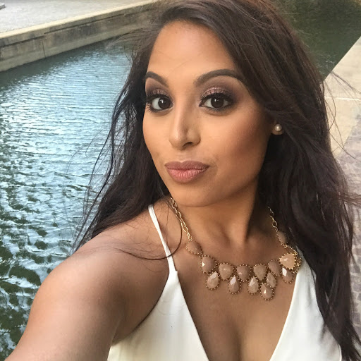 Helen Guzman Photo 35