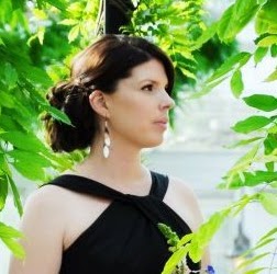 Amanda Spencer Photo 33