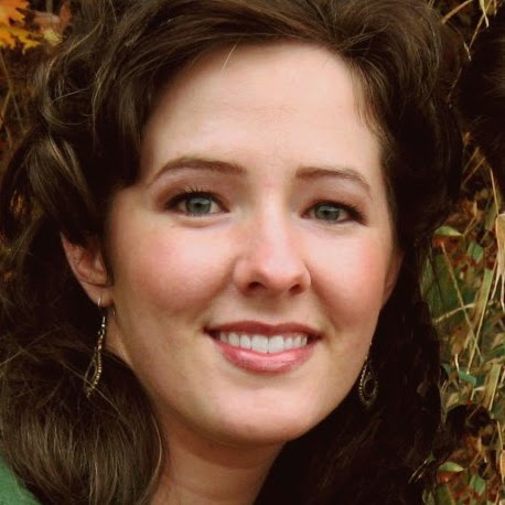 Jennifer Moulton Photo 8