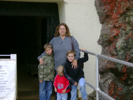 Amy Reid Photo 33