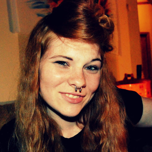 Rachel Everett Photo 11