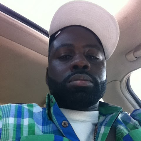 Clinton Holmes Photo 29