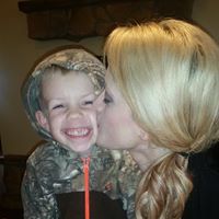 Kimberly Larson Photo 32