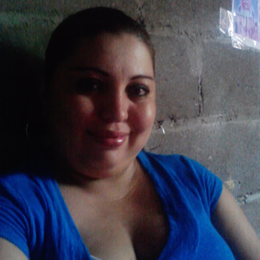 Karen Espinal Photo 8