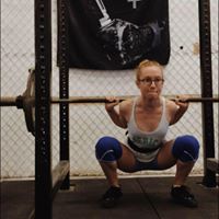 Jennifer Lotz Photo 8