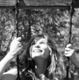 Elizabeth Markow Photo 3