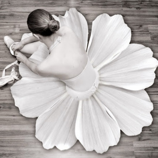 Angela Workman Photo 10